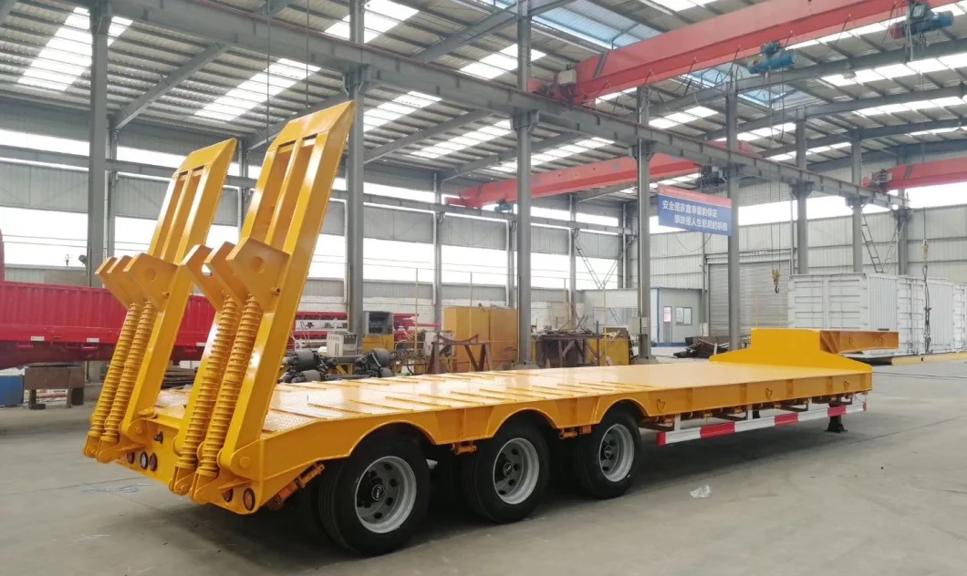 Low-Bed Semi-Trailer Manufactured in China Transport Industrial Equipment Factory Direct Sales Price